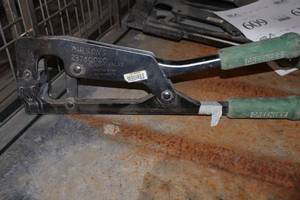lot 608 image: Greenlee No. 724 Stud Punch