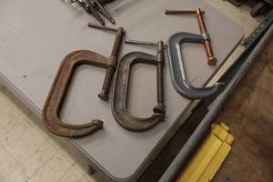 lot 628 image: Lot of (3) C-Clamps 6-grip