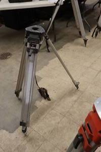 lot 656 image: CSTBerger Adjustable Survey Tripod