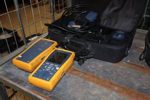lot 693 image: Fluke Networks CableAnalyzer DTX-1800 Cable Analyzer Kit with Case