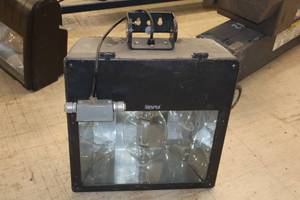 lot 715 image: Outdoor Light Fixture 23x22x10