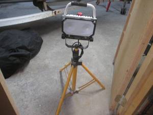 LED treble light with adjustable tripod base