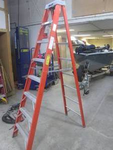 Keller 8ft fiberglass step ladder...