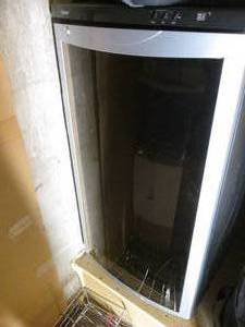 Haier black and gray digital wine cooler