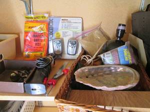 Mother of Pearl style Clamshell, electric knife with replacement blades and other Misc in a tray style Wicker Rattan Basket