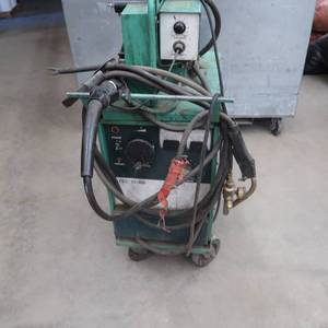 lot 1 image: L-TEC MIG 31A WIRE FEEDER WELDER