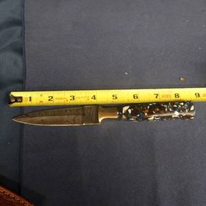 lot 35 image: DOUBLE EDGED DAMASCUS STEEL KNIFE