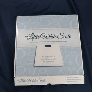 lot 45 image: BATHROOM SCALE