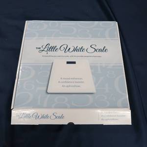 lot 52 image: BATHROOM SCALE