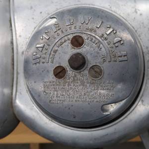lot 98 image: VINTAGE 1938 WATER WITCH OUTBOARD BOAT MOTOR