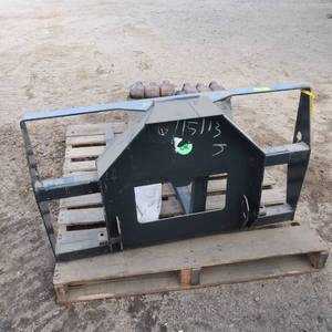 lot 1C image: POLARIS UTV PALLET FORKS ATTACHMENT