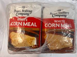 8x 5lb Bags White Corn Meal
