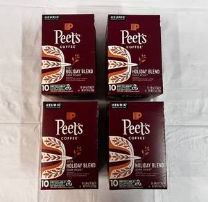 4x 10ct Kcup Peets Holiday Blend Coffee