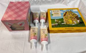 4x 8oz Favorite Day Super Strong Icing & 2 Building Kits