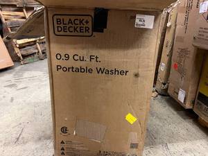 lot 22 image: Black  Decker 0.9 Cu Ft Portable WashB23er