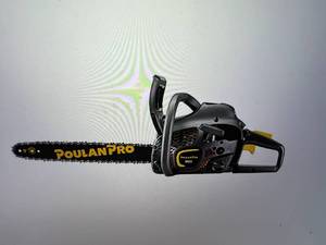 lot 29 image: Poulan Pro 18 Gas Chainsaw
