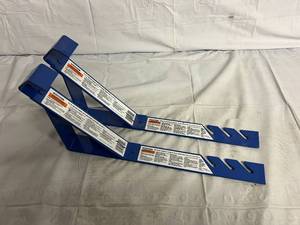 lot 32 image: 2 x 10 x 45 Degree Fixed Roof Brackets - New