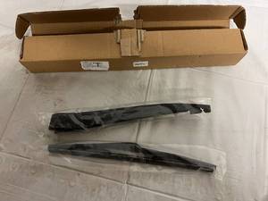 lot 87 image: Replacement Rear Windshield Wiper Blade Kit