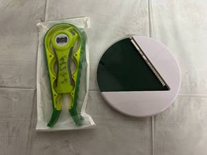 lot 136 image: 3 Piece Jar Opener for Those with Arthritis