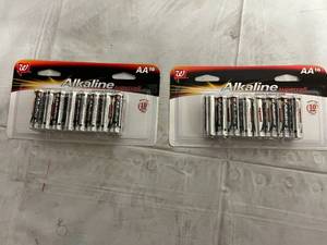 lot 218 image: 2 x 16 Packs of Alkaline AA Batteries