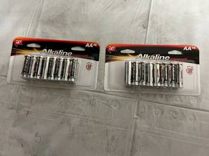 lot 219 image: 2 x 16 Packs of Alkaline AA Batteries