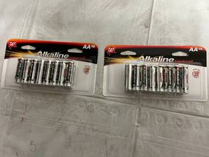 lot 220 image: 2 x 16 Packs of Alkaline AA Batteries