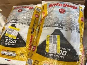 lot 268 image: 2 x 25lb Bag of Safe Step Rock Salt Ice Melter