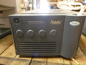 lot 32 image: Waters Acquity Ultra Performance LC Binary Solvent Manager