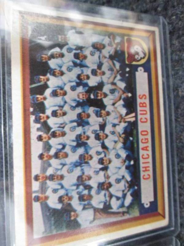 Vintage Topps Chicago Cubs Team Car...
