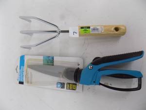 2 Lawn & Garden, Shears & Cultivator