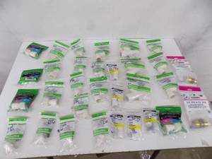 31 - Watts Water Pex, Quick Connect, Tees, Elbow, Coupling,