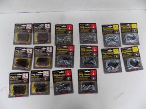 16 packs Locking Peg Hooks & Locks