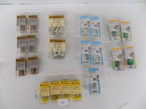 21 - Packs Wall Anchors Solid  Hollow