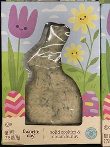 lot 129 image: Cookies and Cream Bunnies 10 pack Best by 102024