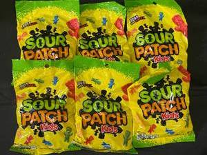 lot 335 image: Sour Patch Kids 6 bags Best by 10102023