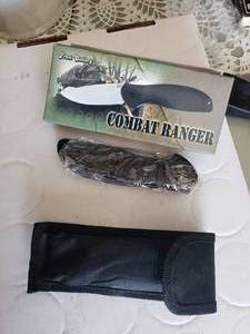lot 54 image: Frost Cutlery Combat Ranger Folding Knife