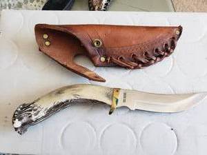 lot 56 image: Silver Stag Antler Handle Fixed Blade Knife