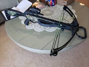 lot 74 image: Barnett Jackal Crossbow