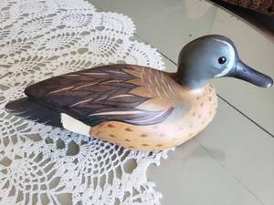 lot 95 image: Big Sky Carvers Carved Duck Decoy