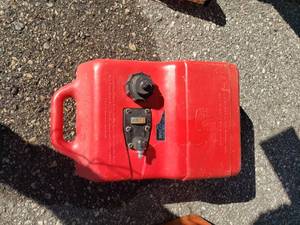 lot 136 image: Boat Gas Tank #1
