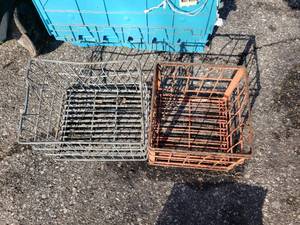 lot 152 image: Lot of 2 Metal Wire Baskets