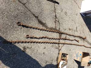 lot 157 image: 3 Chains - 95, 72, 132