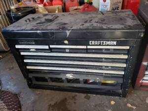 lot 185 image: Craftsman Rolling Toolbox with Tools
