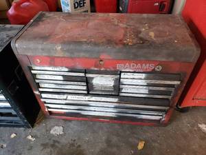 lot 186 image: Rolling Toolbox with Tools