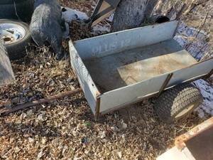 lot 233 image: 2 Wheel GardenUtility Cart