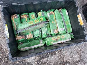 lot 295 image: Tote of Pine Mountain Fire Starting Logs