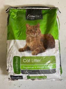 Essential Everyday Unscented Cat Litter - 20LB Bag