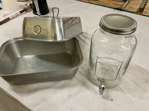 lot 91 image: Glass dispesner & braising pan