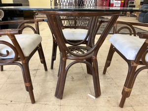lot 176 image: Wicker Table and Chairs