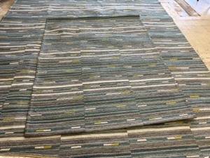 lot 218 image: Outdoor rug-yellowteal. 5x6.5